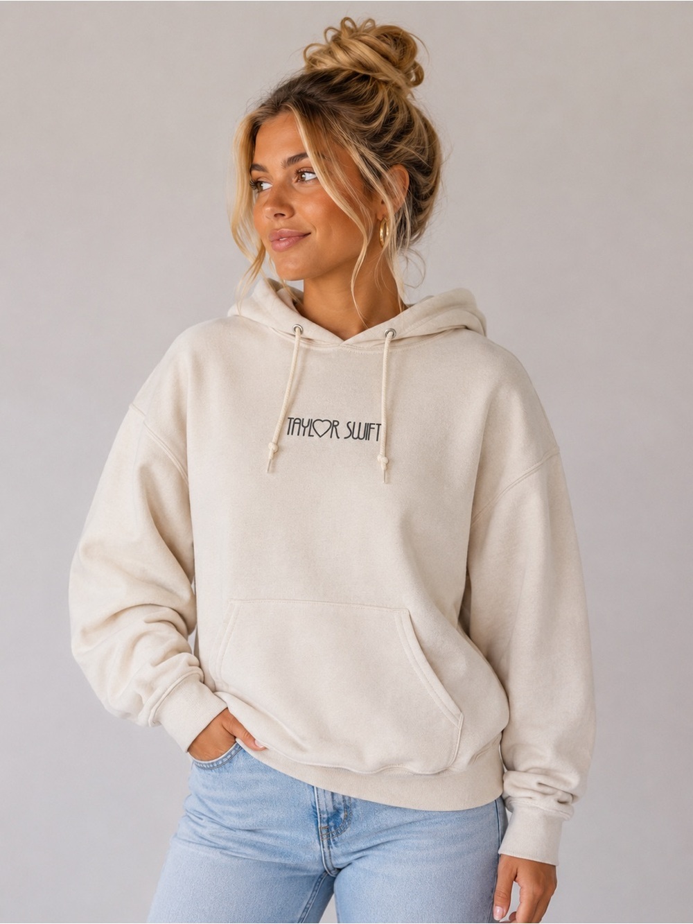 Taylor Swift Eras Tour Heart Hands Hoodie Cream Graphic Pullover Size S